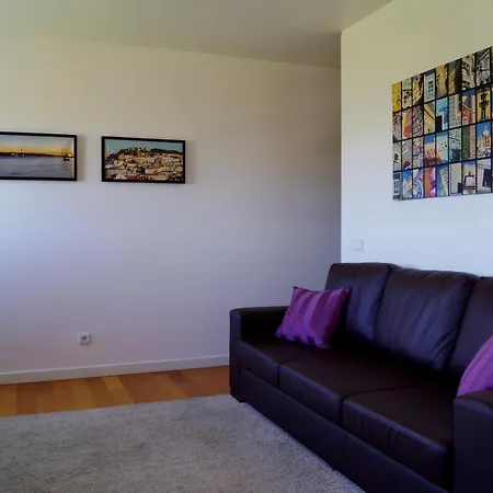 Welcome Here | Volga Apartment Lisbon