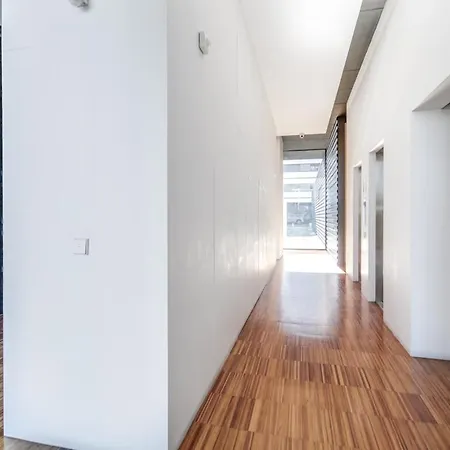 Welcome Here | Volga * Lizbona